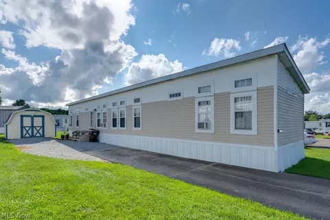 360 S Main St #713, West Salem, OH 44287