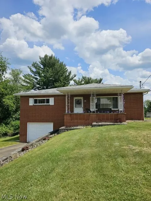 276 Skyview Dr, Weirton, WV 26062