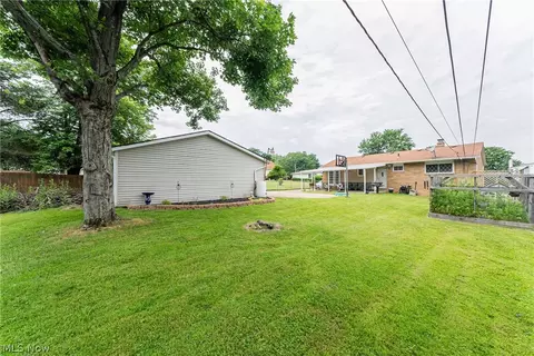 Exterior - 2601 Augustine Dr, Parma, OH 44134 photo 7 of 7