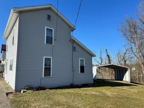 98 High St, Smithfield, OH 43948 photo 8