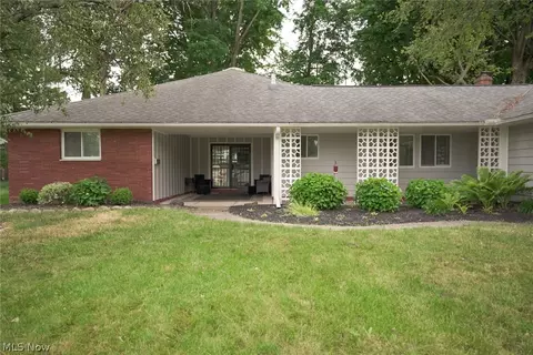 458 Steven Blvd, Richmond Heights, OH 44143