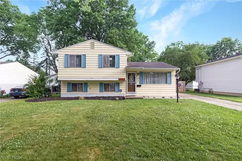 455 Colgate Ave, Elyria, OH 44035