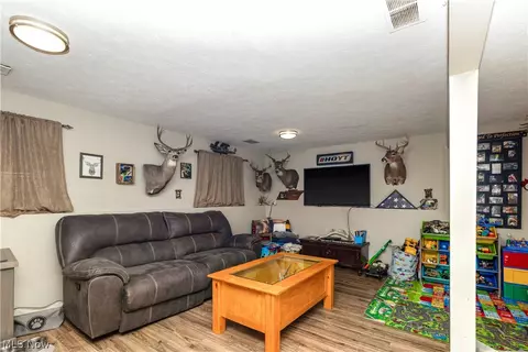 455 Colgate Ave, Elyria, OH 44035 photo 12