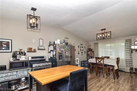 455 Colgate Ave, Elyria, OH 44035 photo 7
