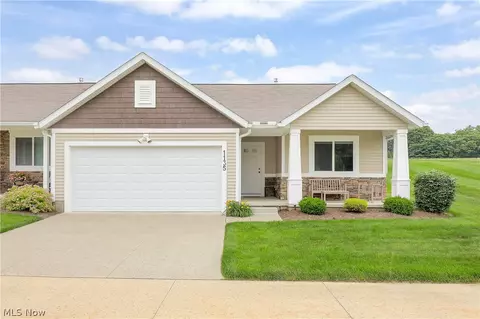 1135 Essex Ct, Akron, OH 44312