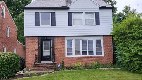 2164 Fenwick Rd, Cleveland, OH 44118