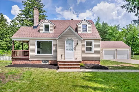 11711 Mapleridge Dr, North Royalton, OH 44133