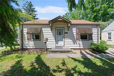 15306 Montrose Ave, Cleveland, OH 44111