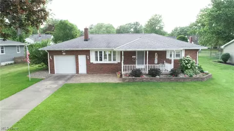 3918 Artmar Dr, Austintown, OH 44515