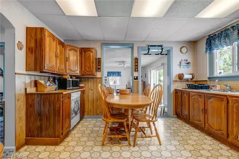 1537 Ohio Ave, Ashtabula, OH 44004 photo 19