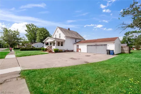 1537 Ohio Ave, Ashtabula, OH 44004 photo 2