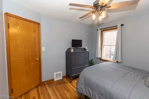 Bedroom - 5711 Gilbert Ave, Parma, OH 44129 photo 1 of 1