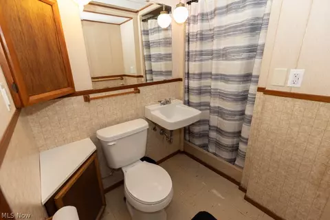 Bath - 5711 Gilbert Ave, Parma, OH 44129 photo 2 of 2