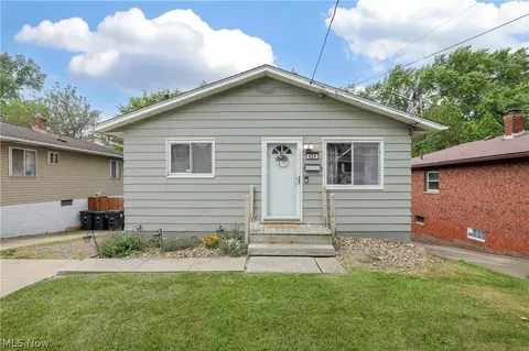424 Fulmer Ave, Akron, OH 44312