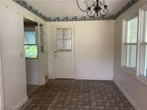 147 Grandview Ave NW, Canton, OH 44708 photo 3