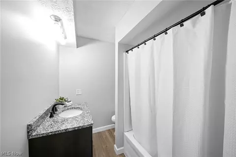 Bath - 4754 Case Ave, Rootstown, OH 44272 photo 3 of 3