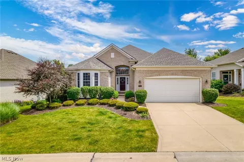 2152 Stonebridge Xing, Stow, OH 44224