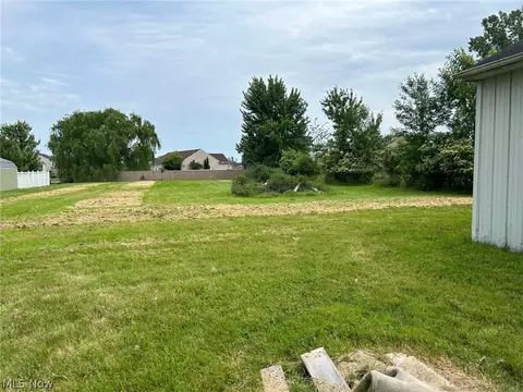 Exterior - 4106 Jaeger Rd, Lorain, OH 44053 photo 3 of 3