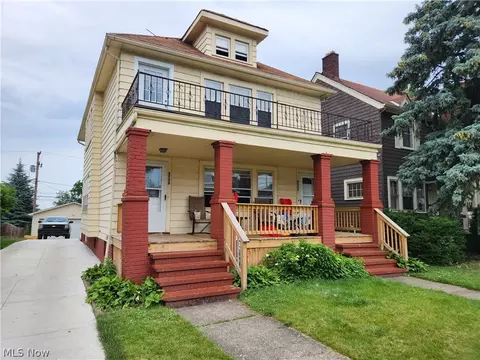 4706 E 93rd St, Garfield Heights, OH 44125