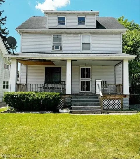 4498 E 126th St, Garfield Heights, OH 44105