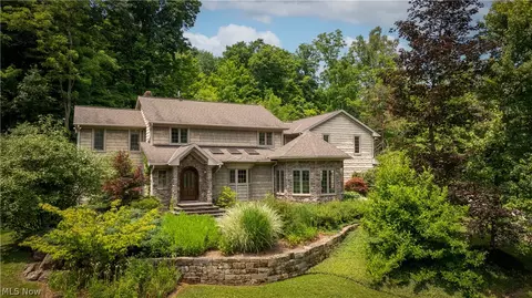 14550 Watt Rd, Novelty, OH 44072