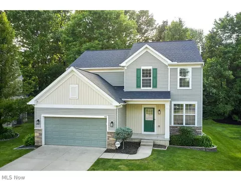 100 Rotili Ln, Copley, OH 44321