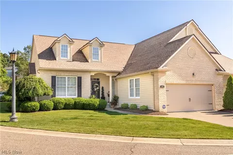 6451 Saint Augustine Dr NW, Canton, OH 44718