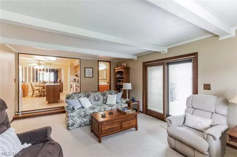 2700 Pasadena Dr, Seven Hills, OH 44131 photo 19