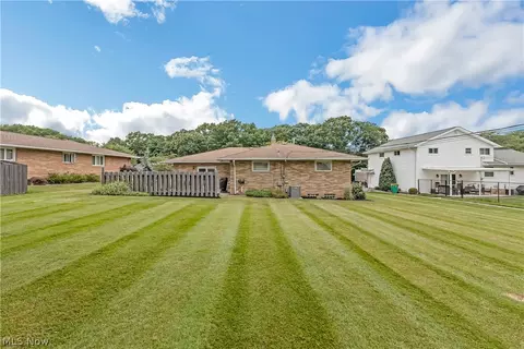 2700 Pasadena Dr, Seven Hills, OH 44131 photo 10