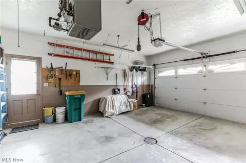 2700 Pasadena Dr, Seven Hills, OH 44131 photo 35