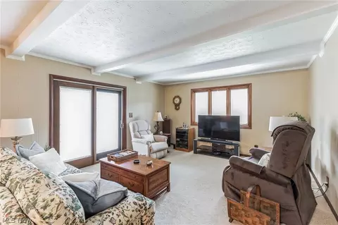 2700 Pasadena Dr, Seven Hills, OH 44131 photo 20