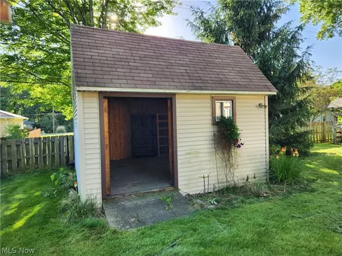 8276 Wright Road Rd, Broadview Heights, OH 44147 photo 47