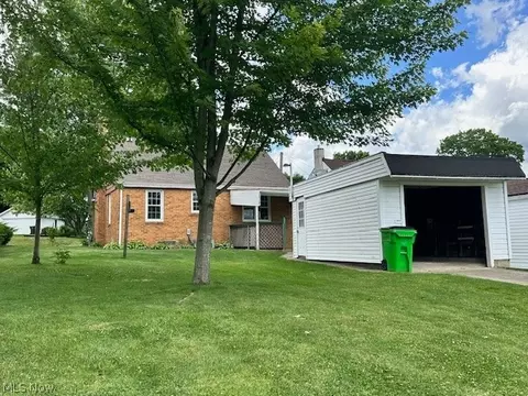 2121 Main Ave W, Massillon, OH 44647 photo 3