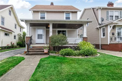 2199 Chesterland Ave, Lakewood, OH 44107