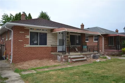 3465 Carrmunn Ave, Cleveland, OH 44111