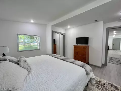 Bedroom - 8048 Plains Rd, Mentor, OH 44060 photo 3 of 6