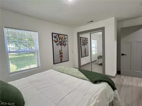 Bedroom - 8048 Plains Rd, Mentor, OH 44060 photo 6 of 6