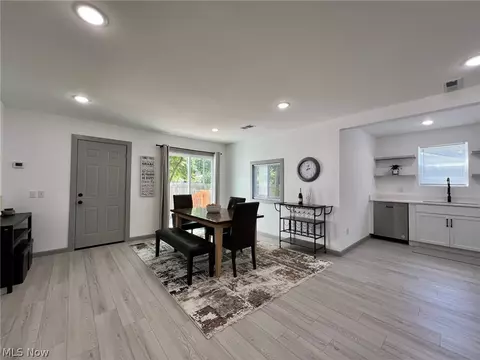 Dining - 8048 Plains Rd, Mentor, OH 44060 photo 4 of 5