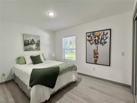 Bedroom - 8048 Plains Rd, Mentor, OH 44060 photo 5 of 6