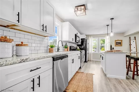 Kitchen - 130 Walleye Ct, Lagrange, OH 44050 photo 4 of 4