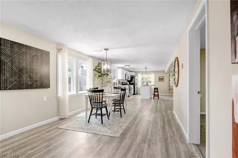 Entry Way - 130 Walleye Ct, Lagrange, OH 44050 photo 5 of 6