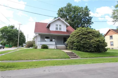 302 Park St, Orrville, OH 44667