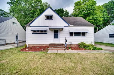 259 Brookfield Rd, Avon Lake, OH 44012
