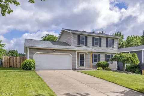 1041 Oakbrooke Dr, Medina, OH 44256
