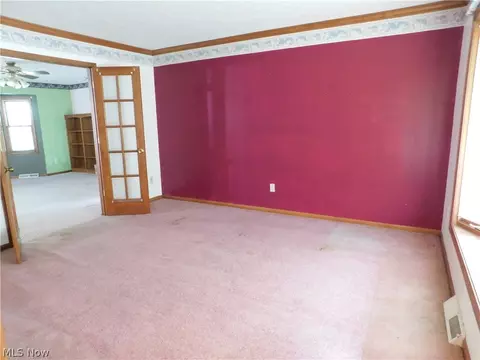 Living - 674 Calann Dr, Elyria, OH 44035 photo 1 of 3