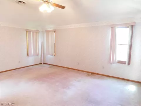 Bedroom - 674 Calann Dr, Elyria, OH 44035 photo 1 of 4