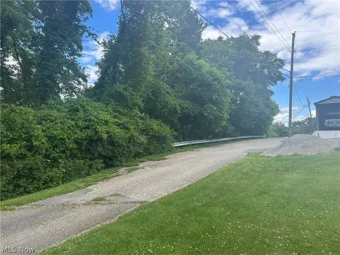 Sarah Street, Weirton, WV 26062