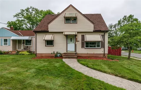 5010 Claremont Blvd, Garfield Heights, OH 44125