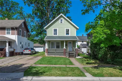 3210 Livingston Ave, Lorain, OH 44055