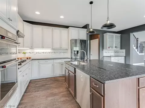 6130 Green Rd, Ashtabula, OH 44004 photo 8